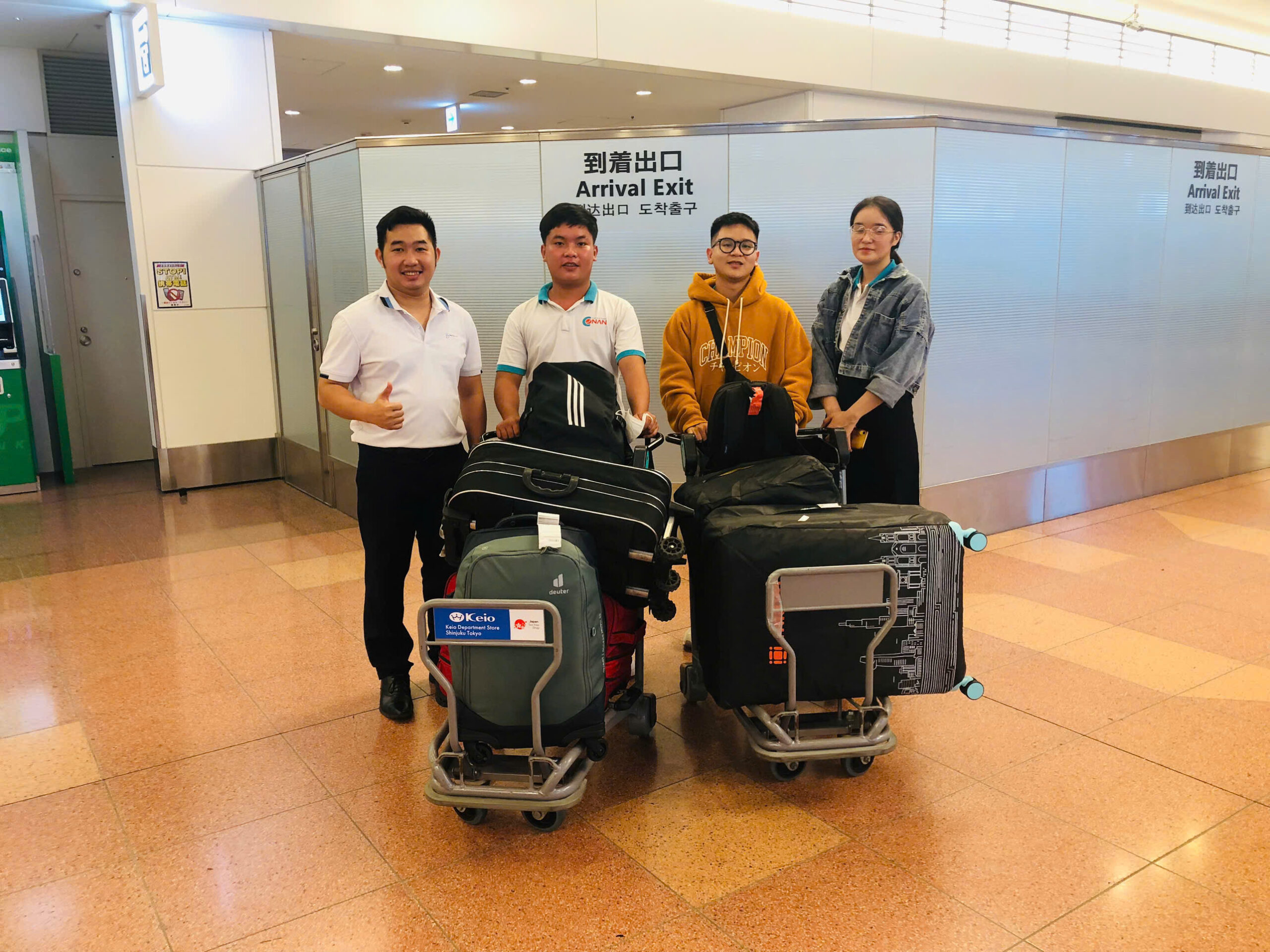 空港送迎サポート、生活に溶け込むお手伝い